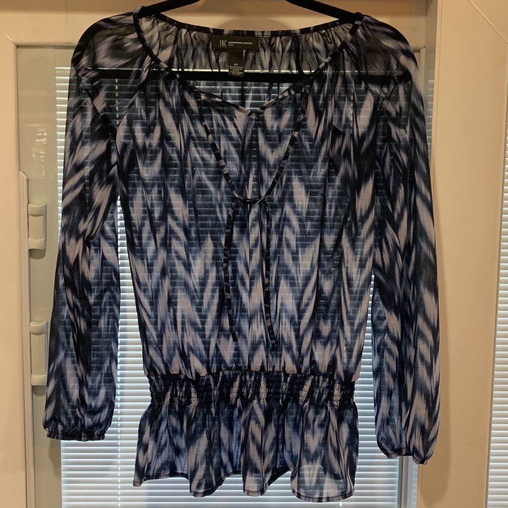 EUC INC International‎ Concepts Woman's Blouse Navy Blue/White Sz PP Long Sleeve